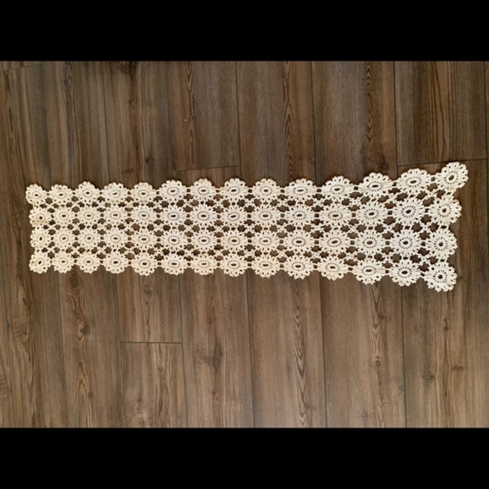 Table Runner